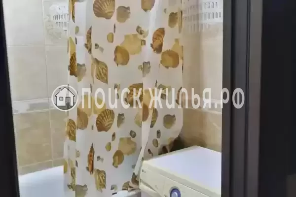 Квартира «Х комнатная квартира на Дружбы»