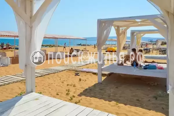 Квартира «Х комнатная квартира на Дружбы»