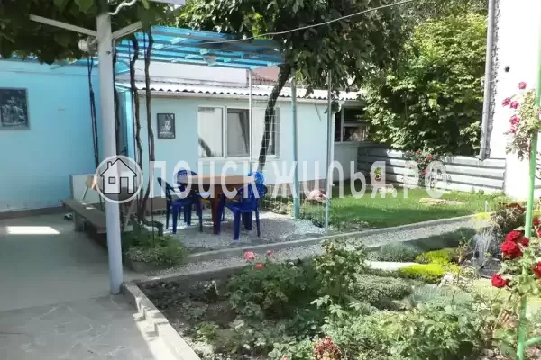 Частный сектор «Уютный 2-х комнатный дом у моря и набережной» Частный сектор «Уютный 2-х комнатный дом у моря и набережной»