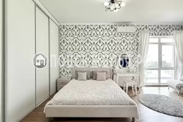 Частный сектор «Просторная евродвушка с видом на море» Частный сектор «Просторная евродвушка с видом на море»