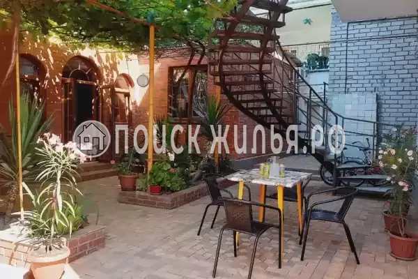 Частный сектор «Уютный дом на Херсонской на 9 гостей» Частный сектор «Уютный дом на Херсонской на 9 гостей»