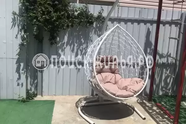 Частный сектор «Дом с бассейном и детской площадкой»