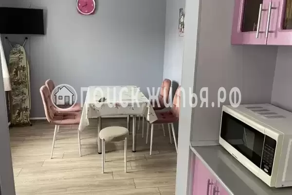 Частный сектор «Этаж в доме на 5−7 человек» Частный сектор «Этаж в доме на 5−7 человек»