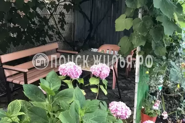 Частный сектор «Этаж в доме на 5−7 человек» Частный сектор «Этаж в доме на 5−7 человек»