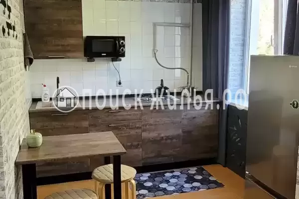 Квартира «Трёхкомнатная квартира напротив парка»