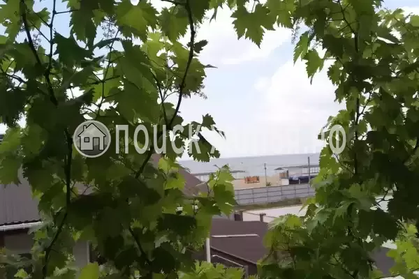 Частный сектор «Дом двухэтажный на Набережной»