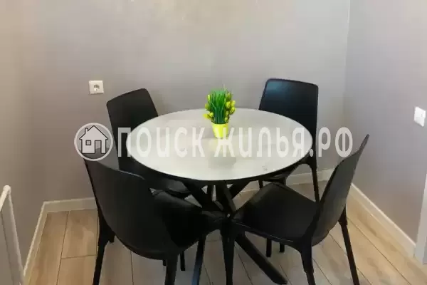 Апартаменты «С лоджией в центре Небуга»