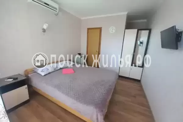 «На Победе»