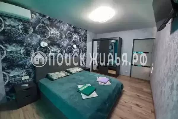 «На Победе»