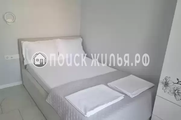 Частный сектор «Дом на 12 человек в центре, 10 мин от центр. пляжа»