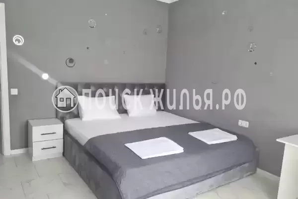 Частный сектор «Дом на 12 человек в центре, 10 мин от центр. пляжа»