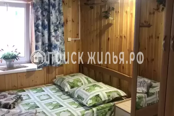 Частный сектор «Дом с бассейном и детской площадкой»