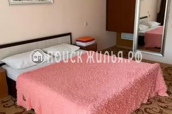 «Остров друзей»