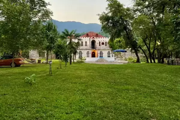 Гостиница «Замок Хаита» Гостиница «Замок Хаита»