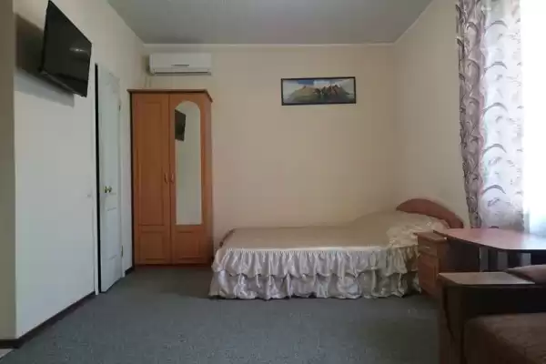 Частный сектор, ул.Севастопольская, д.15 Частный сектор, ул.Севастопольская, д.15