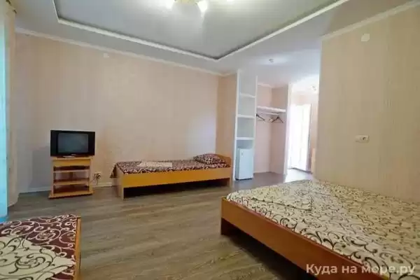 Гостевой дом «Кристалл» Гостевой дом «Кристалл»