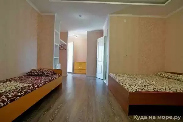 Гостевой дом «Кристалл» Гостевой дом «Кристалл»