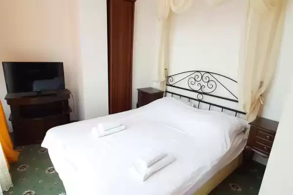 Отель «Корона ***» Отель «Корона ***»