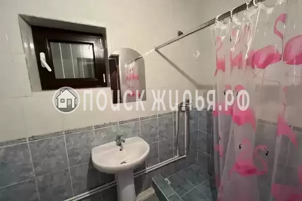 «На Уютной»