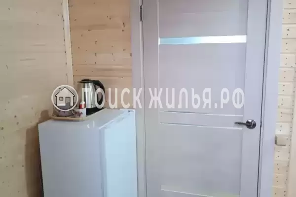 «На Набережной»