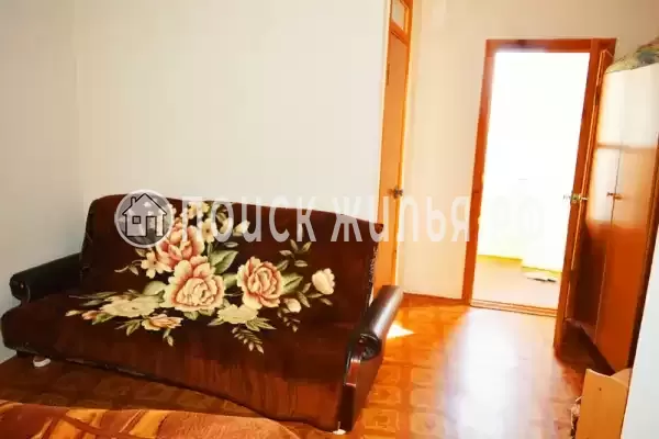 «На набережной»