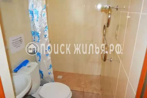 «На набережной»