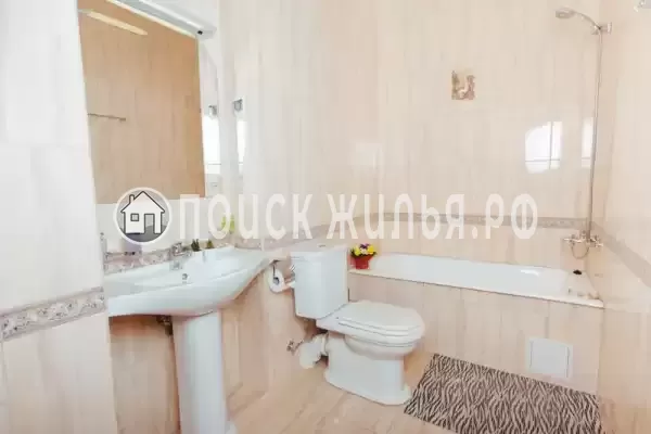 «Монарх» «Монарх»