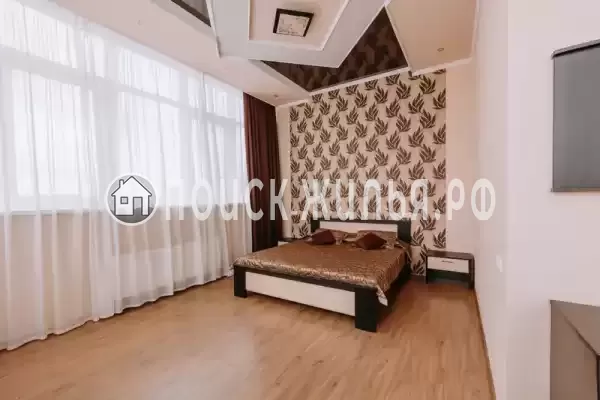 «Монарх» «Монарх»