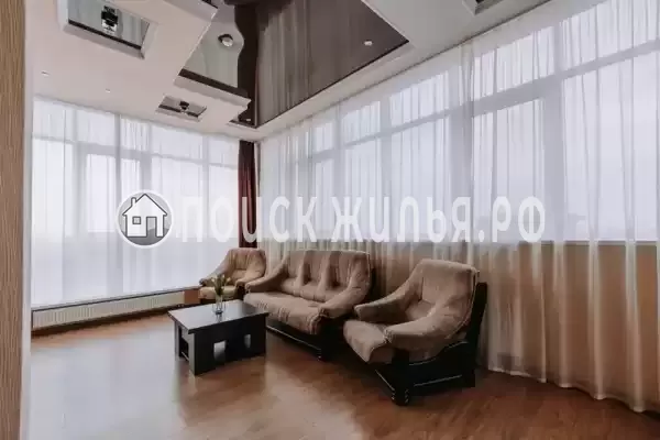 «Монарх» «Монарх»