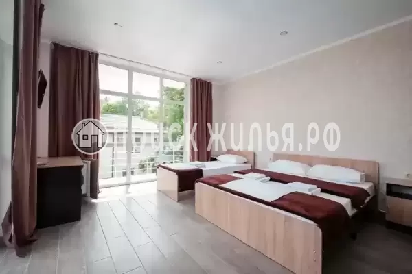 «Изумрудные холмы»