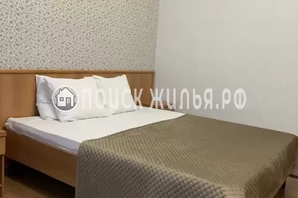 «На Набережной 11»