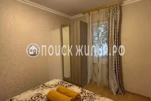 «На Ломоносова» «На Ломоносова»