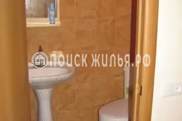 «Меж двух морей»