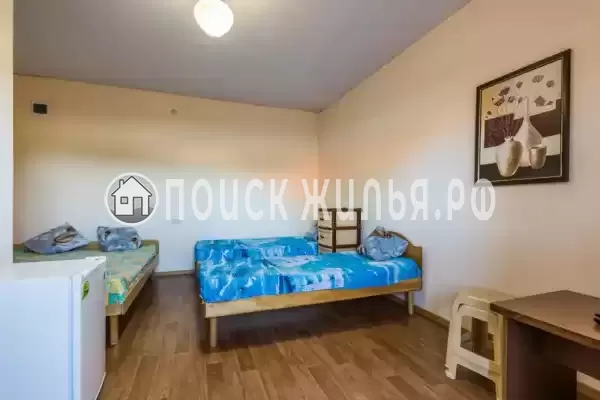 «Меж двух морей»