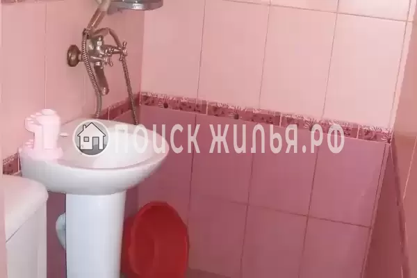 Гостевой дом «Дом с бассейном»