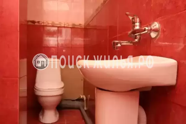 Гостевой дом «Дом с бассейном»