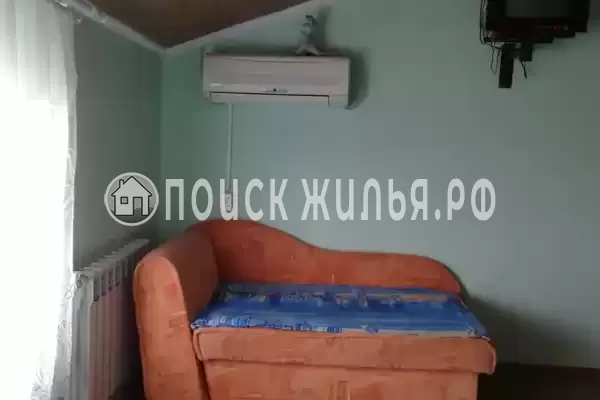 Гостевой дом «Дом с бассейном»